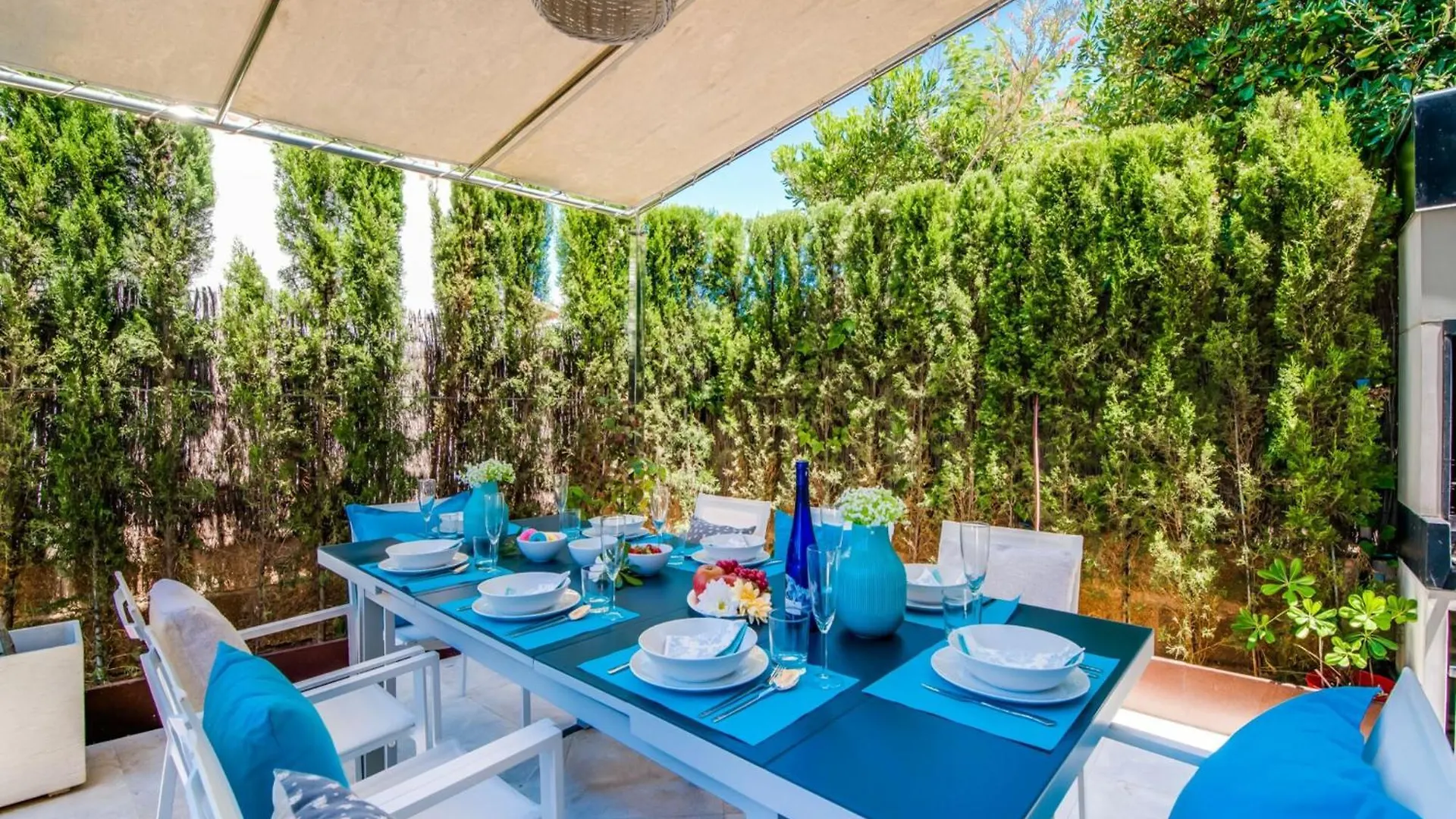 Beach Holiday Home With Private Pool Alcudia
