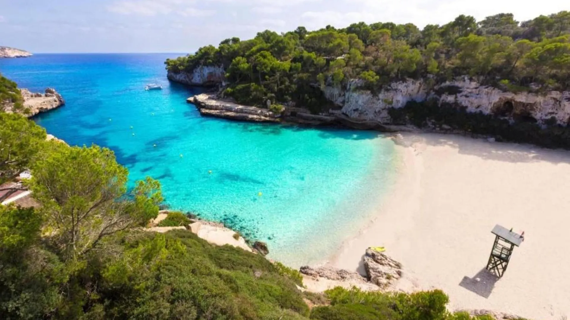 Beach Holiday Home With Private Pool Alcudia